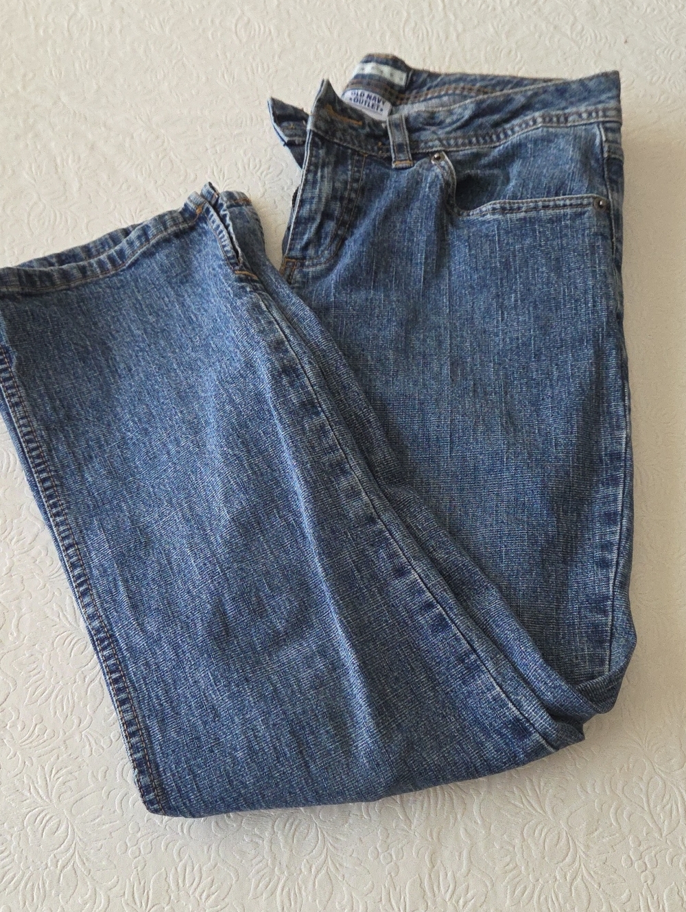 NWOT Old Navy Women's Stretch Cropped Jeans